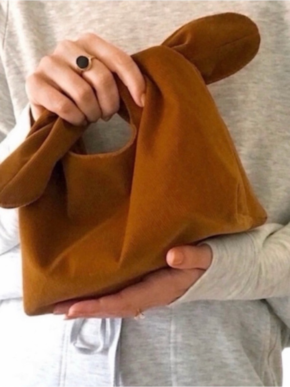 MERIT Corduroy Tie Bag